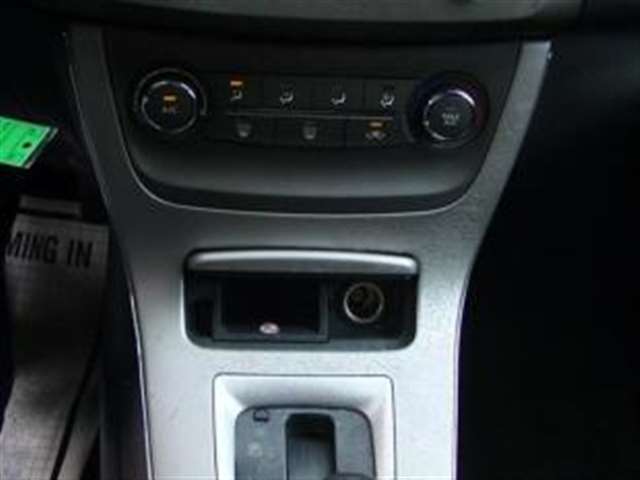 Nissan Sentra 2014 photo 25